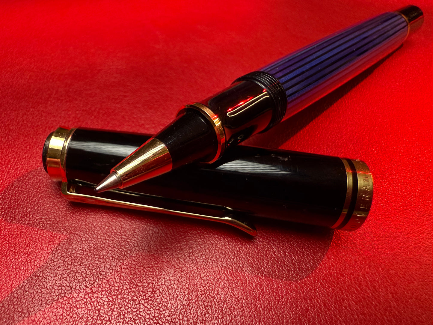 Einzelstück: Pelikan Roller Souverän® R 800 Schwarz-Blau